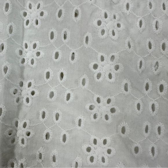 Chaps Women’s White Eyelet Peasant Blouse Balloon 3/4 Sleeve Sz L Boho Cottage - Picture 2 of 7